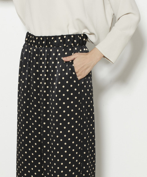 Tiara（ティアラ）の「ピーチサテンドットパンツ（その他パンツ・レディース・ブラック/アイボリー・S/M）」の13枚目の写真