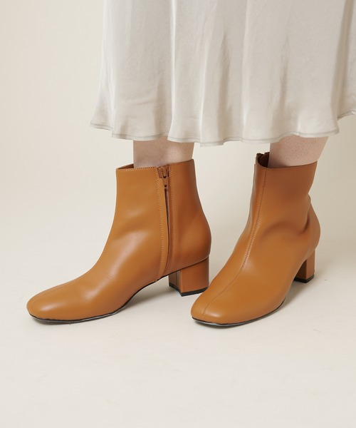 SHENERY（シーナリー）の「カウレザーステッチショートブーツ（ブーツ・レディース・ベージュ/ブラック/キャメル・36/37/38）」の11枚目の写真