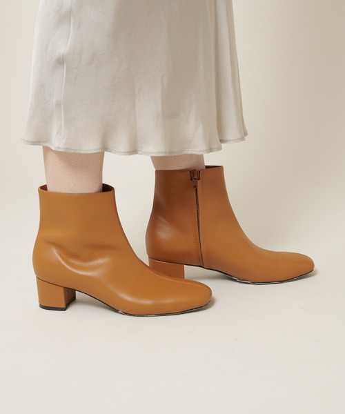 SHENERY（シーナリー）の「カウレザーステッチショートブーツ（ブーツ・レディース・ベージュ/ブラック/キャメル・36/37/38）」の16枚目の写真