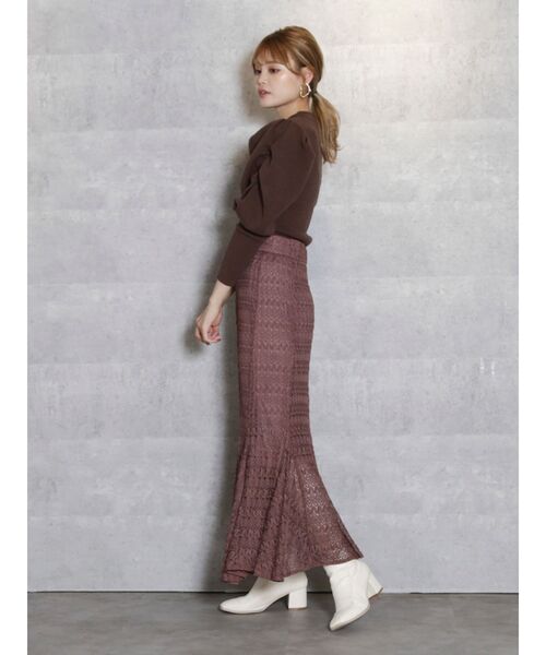 dazzlin(ダズリン)の「ボリュームポイントハイネックニットトップス(ニット/セーター・レディース・ブラック/ブラウン/グレー/アイボリー・FREE)」の6枚目の写真