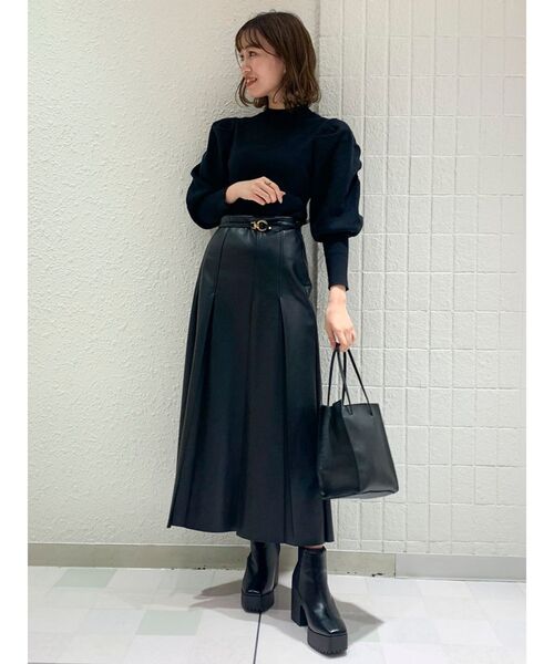 dazzlin(ダズリン)の「ボリュームポイントハイネックニットトップス(ニット/セーター・レディース・ブラック/ブラウン/グレー/アイボリー・FREE)」の13枚目の写真