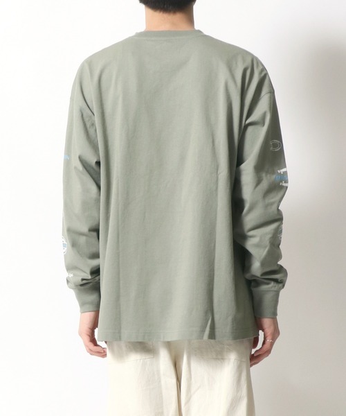 Dickies(ディッキーズ)の「【Dickies】 ディッキーズ オーバーサイズ 袖プリント ロングスリーブTシャツ/ロンT/別注 コラボ(Tシャツ/カットソー・メンズ・ホワイト/ブラック/ダークグリーン/ベージュ/サックスブルー/グリーン・M/L/XL)」の9枚目の写真