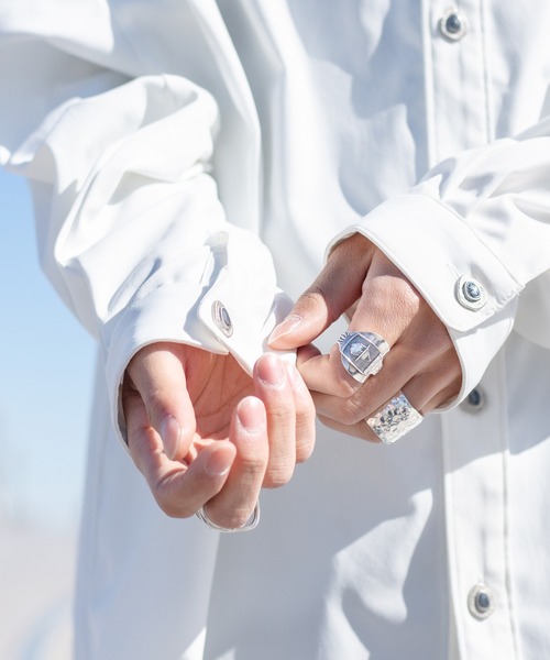 kutir（クティール）の「レトロボタンルーズシャツ（シャツ/ブラウス・メンズ・ホワイト/ライトブルー/ブラック/オフホワイト・MEDIUM/LARGE）」の18枚目の写真