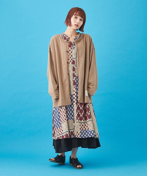 CUBE SUGAR（キューブシュガー）の「ボイル 総柄プリント ギャザーワンピース（シャツワンピース・レディース・ネイビー/ベージュ/サックスブルー/グレー・M）」の7枚目の写真