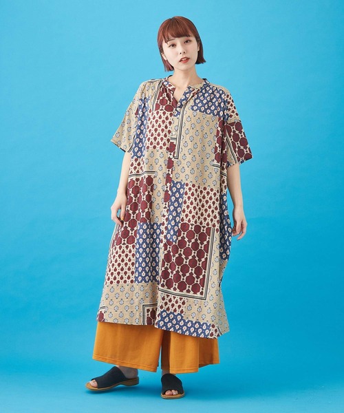 CUBE SUGAR（キューブシュガー）の「ボイル 総柄プリント ギャザーワンピース（シャツワンピース・レディース・ネイビー/ベージュ/サックスブルー/グレー・M）」の9枚目の写真