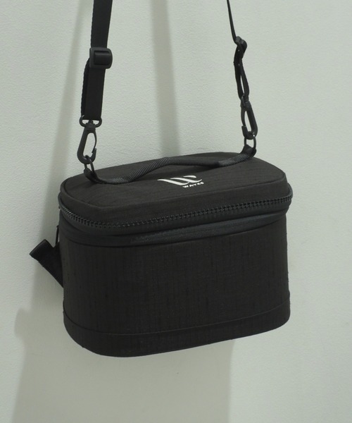 GARDEN TOKYO(ガーデントウキョウ)の「Wayks/ウェイクス/Cube Original 7L/キューブオリジナル(ショルダーバッグ・メンズ・サンドベージュ/ブラック・FREE)」の13枚目の写真