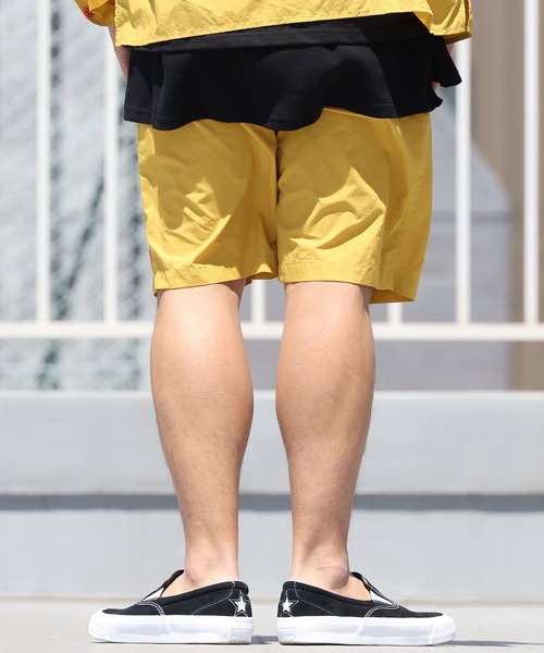 UNIVERSAL OVERALL（ユニバーサルオーバーオール）の「UNIVERSAL OVERALL/ユニバーサルオーバーオール PACKABLE SHORTS ショーツ ハーフパンツ【雑誌LaLa Begin 掲載商品】（その他パンツ・メンズ・ブラック/ベージュ/ブルー/マスタード・M/L）」の7枚目の写真