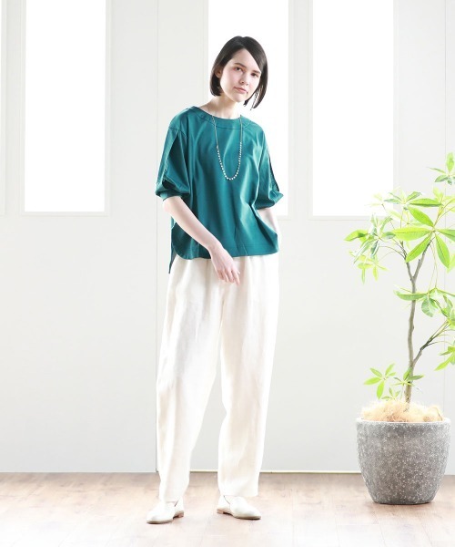 Pao de lo（パオデロ）の「【VOYAGE】コンパクトスーピマポンチカットソー（Tシャツ/カットソー・レディース・キャメル/ブラック/グリーン・9号）」の16枚目の写真