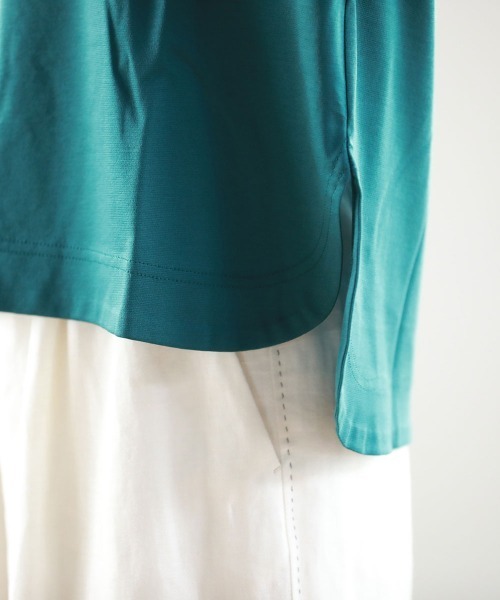 Pao de lo（パオデロ）の「【VOYAGE】コンパクトスーピマポンチカットソー（Tシャツ/カットソー・レディース・キャメル/ブラック/グリーン・9号）」の18枚目の写真