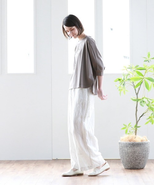 Pao de lo（パオデロ）の「【VOYAGE】コンパクトスーピマポンチカットソー（Tシャツ/カットソー・レディース・キャメル/ブラック/グリーン・9号）」の12枚目の写真