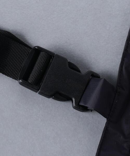 Engineered Garments（エンジニアードガーメンツ）の「＜Engineered Garments（エンジニアド ガーメンツ ＞ K-WAY ソリッド ボディバッグ■■■（ボディバッグ/ウエストポーチ・メンズ・ブラック・FREE）」の11枚目の写真