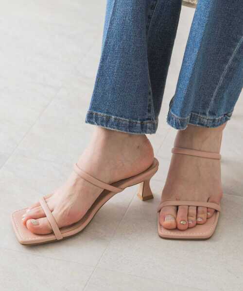 URBAN RESEARCH（アーバンリサーチ）の「MILLIWM　SQ TOE 2LINE MULE（サンダル・レディース・ホワイト/ブラック/ピンク・38/36/37）」の3枚目の写真