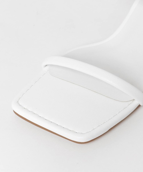 URBAN RESEARCH（アーバンリサーチ）の「MILLIWM　SQ TOE 2LINE MULE（サンダル・レディース・ホワイト/ブラック/ピンク・38/36/37）」の21枚目の写真