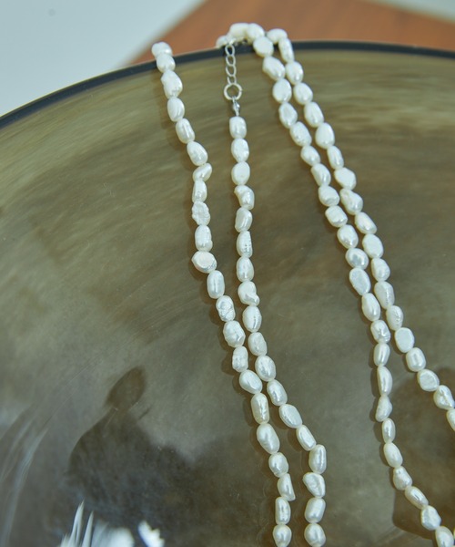 VACANCY(ヴァカンシー)の「Pearl long necklace(ネックレス・レディース・シルバー・FREE)」の2枚目の写真