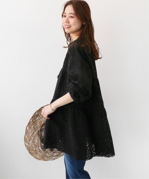 JOURNAL STANDARD relume（ジャーナルスタンダード　レリューム）の「コットンカットワーク刺繍ティアードブラウス◆（シャツ/ブラウス・レディース・ブラック/ホワイト・FREE）」の9枚目の写真
