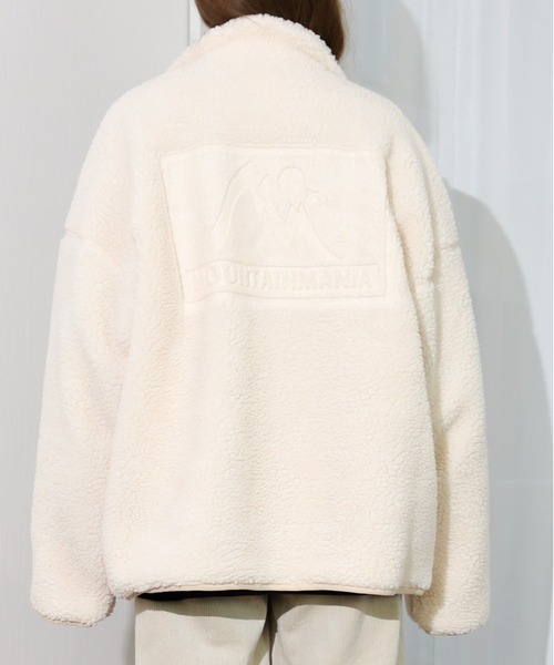 Mountain Mania（マウンテンマニア）の「Mountain Mania/マウンテンマニア　 エンボスプリント入り スタンドカラー ボアブルゾン（ブルゾン・メンズ・ベージュ/ブラック/モカ・LARGE/X-LARGE/MEDIUM）」の20枚目の写真