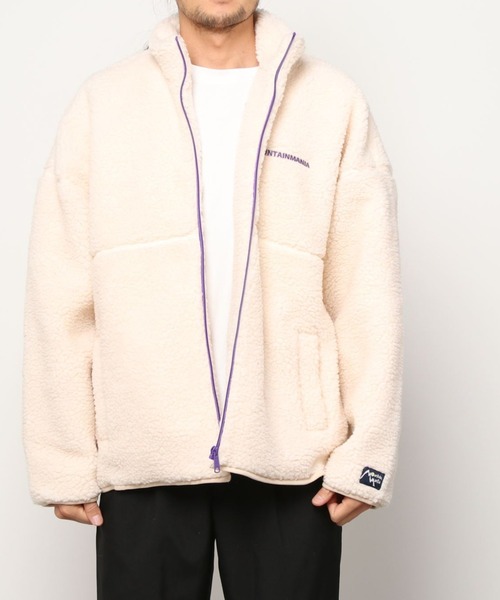 Mountain Mania（マウンテンマニア）の「Mountain Mania/マウンテンマニア　 エンボスプリント入り スタンドカラー ボアブルゾン（ブルゾン・メンズ・ベージュ/ブラック/モカ・LARGE/X-LARGE/MEDIUM）」の21枚目の写真