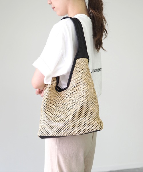 Riberry（リベリー）の「合皮切替カゴトートバッグ（トートバッグ・レディース・ブラック/ベージュ/ブラウン/ホワイト・FREE）」の6枚目の写真