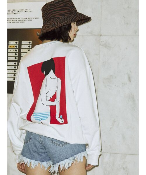 jouetie（ジュエティ）の「【コラボ】古塔つみカラープルオーバー【スウェット/トレーナー】（スウェット・レディース・グリーン/オフホワイト/ブラック/ベージュ・MEDIUM）」の5枚目の写真