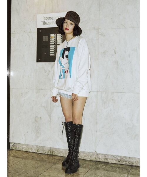 jouetie（ジュエティ）の「【コラボ】古塔つみカラープルオーバー【スウェット/トレーナー】（スウェット・レディース・グリーン/オフホワイト/ブラック/ベージュ・MEDIUM）」の7枚目の写真