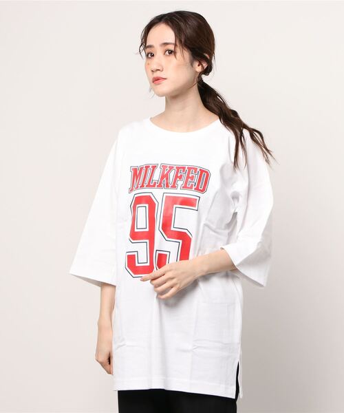 MILKFED.(ミルクフェド)の「LOGO FOOTBALL TOP(Tシャツ/カットソー・レディース・ホワイト/ブラック/グリーン/ネイビー・ONE SIZE)」の2枚目の写真