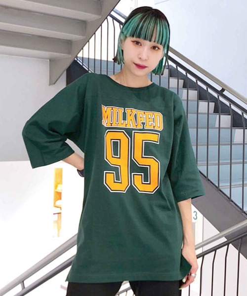 MILKFED.(ミルクフェド)の「LOGO FOOTBALL TOP(Tシャツ/カットソー・レディース・ホワイト/ブラック/グリーン/ネイビー・ONE SIZE)」の4枚目の写真