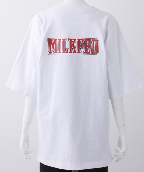 MILKFED.(ミルクフェド)の「LOGO FOOTBALL TOP(Tシャツ/カットソー・レディース・ホワイト/ブラック/グリーン/ネイビー・ONE SIZE)」の9枚目の写真