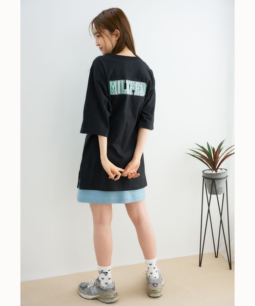 MILKFED.(ミルクフェド)の「LOGO FOOTBALL TOP(Tシャツ/カットソー・レディース・ホワイト/ブラック/グリーン/ネイビー・ONE SIZE)」の20枚目の写真