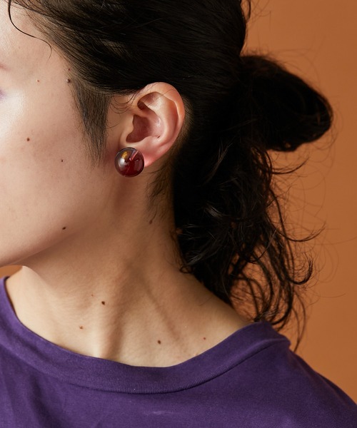 ear PAPILLONNER(イアパピヨネ)の「(WEB限定カラー:ミッドナイトブルー)トワイライトイヤリング(イヤリング・レディース・ブルー系その他/パープル系その他/イエロー系その他/ネイビー・FREE)」の18枚目の写真