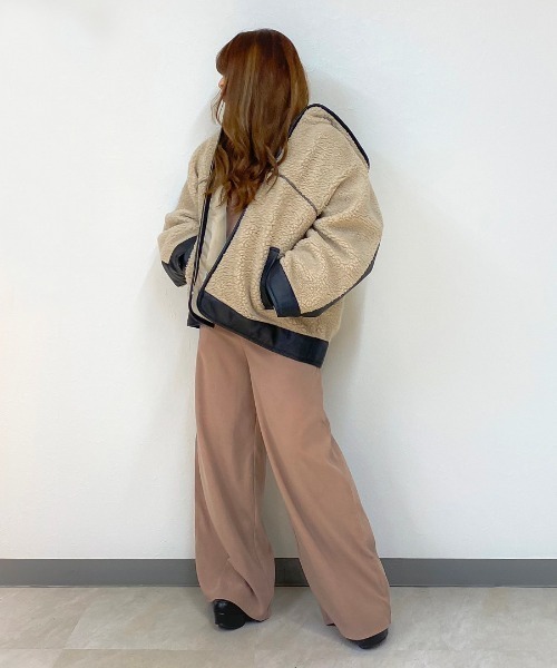 Mysa&Liina（ミーサリーナ）の「ボアレザーパイピングブルゾン（ブルゾン・レディース・ブラック/キナリ・M）」の5枚目の写真