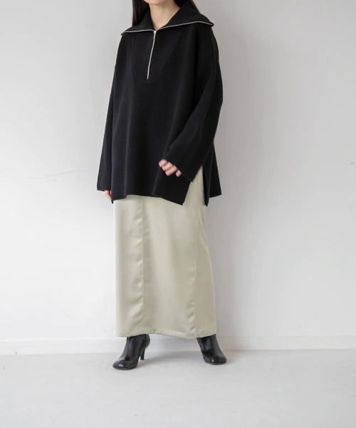 yuw(ユウ)の「SATIN TIGHT SKIRT 236942(スカート・レディース・ブラック/ブルー/ベージュ・MEDIUM/LARGE)」の10枚目の写真