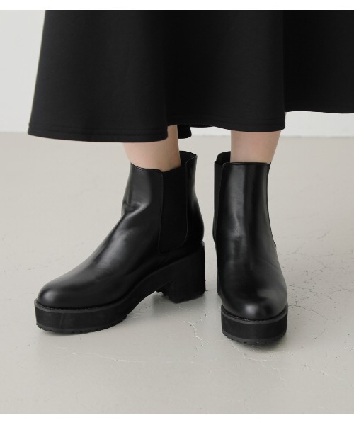 AZUL by moussy（アズールバイマウジー）の「SIDE GORE BOOTS/サイドゴアブーツ（ブーツ・レディース・ブラック・SMALL/MEDIUM/LARGE）」の7枚目の写真