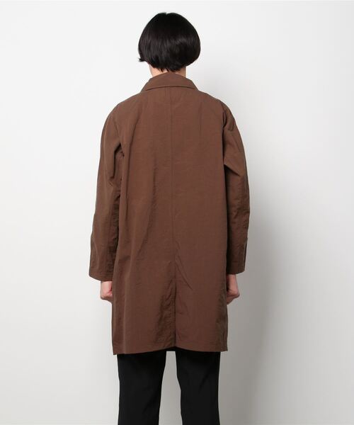 SPELLBOUND（スペルバウンド）の「[SPELLBOUND / スペルバウンド] ヴィンテージナイロンオックス ダスターコート（ステンカラーコート・メンズ・ブラウン・3/2）」の3枚目の写真