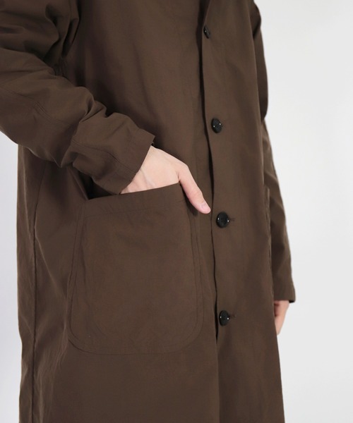 SPELLBOUND（スペルバウンド）の「[SPELLBOUND / スペルバウンド] ヴィンテージナイロンオックス ダスターコート（ステンカラーコート・メンズ・ブラウン・3/2）」の14枚目の写真