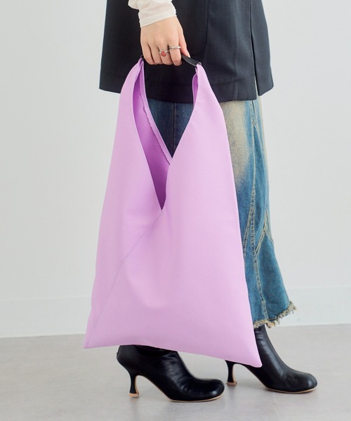 SETUP7（セットアップセブン）の「持てばコーディネートのキーアイテムに♪【SETUP7】メゾンマルシェトライアングルトートバッグ（トートバッグ・レディース・ブラック/オレンジ/ベージュ/パープル/グレー/ブルー/ライトグリーン/ピンク/ブラック系その他2/ライトグレー/グレイッシュベージュ/ブラック系その他3/シルバー/ブロンズ/ピンク系その他/アイボリー・FREE）」の11枚目の写真