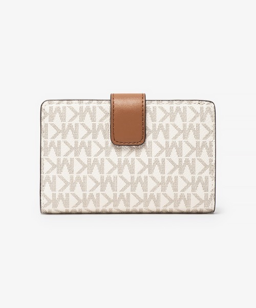 MICHAEL KORS（マイケルコース）の「JET SET TRAVEL ビルフォールド ジップ コンパクトウォレット ミディアム - MKシグネチャー（財布・レディース・ホワイト系・FREE）」の7枚目の写真