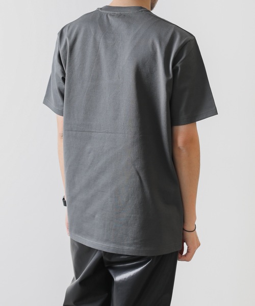 ATTACHMENT(アタッチメント)の「ウルティマシルキー天竺 レギュラーフィットSS Tシャツ / ULTIMATE SILKY JERSEY REGULAR FIT T-SHIRT(Tシャツ/カットソー・メンズ・ブラック/ホワイト/グレー系その他/ダークグレー・1/2/3)」の18枚目の写真