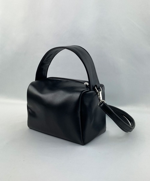 ALTROSE（アルトローズ）の「2WAYショルダーバッグ　[ノーム]（ショルダーバッグ・レディース・ブラック/グレー/グリーン/マスタード/ピンク・FREE）」の2枚目の写真