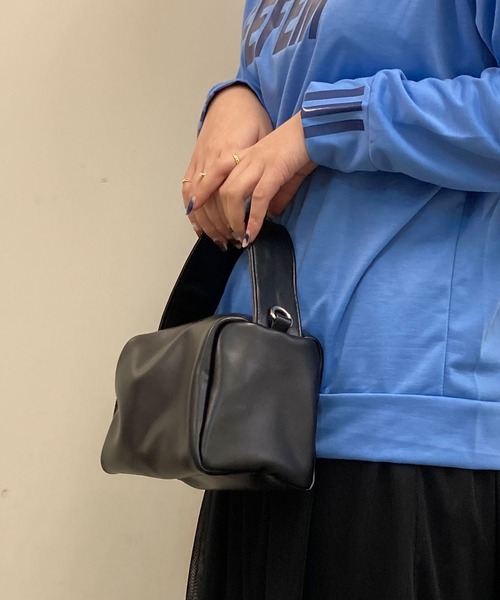 ALTROSE（アルトローズ）の「2WAYショルダーバッグ　[ノーム]（ショルダーバッグ・レディース・ブラック/グレー/グリーン/マスタード/ピンク・FREE）」の14枚目の写真