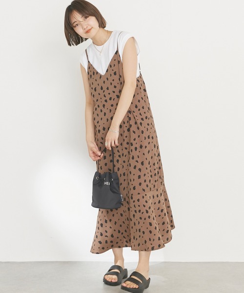 MEI（メイ）の「MEI/巾着ショルダーバッグ（ショルダーバッグ・レディース・ブラック/ブラウン/グリーン・F）」の6枚目の写真