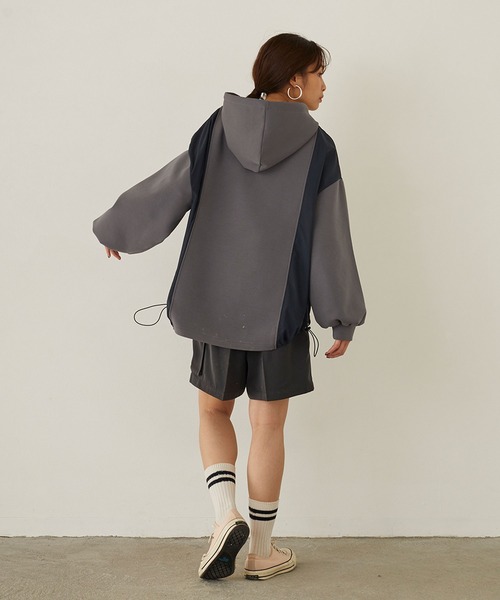 179/WG（イチナナキュウダブルジー）の「ドッキングフードプルオーバー（パーカー・レディース・チャコールグレー/オフホワイト・FREE）」の20枚目の写真