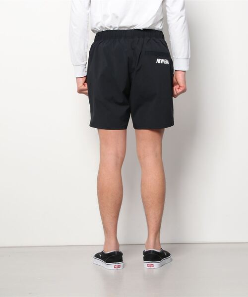 NEW ERA（ニューエラ）の「NEW ERA/ニューエラ　吸水速乾 ナイロンパンツ/ハーフショーツ　13079337（その他パンツ・メンズ・ブラック・XL/L/M）」の7枚目の写真