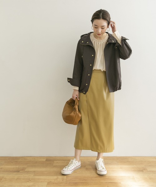 URBAN RESEARCH（アーバンリサーチ）の「シフォンフロントタックブラウス（シャツ/ブラウス・レディース・ネイビー/アイボリー/ブルー系その他・FREE）」の5枚目の写真