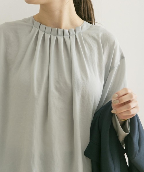 URBAN RESEARCH（アーバンリサーチ）の「シフォンフロントタックブラウス（シャツ/ブラウス・レディース・ネイビー/アイボリー/ブルー系その他・FREE）」の15枚目の写真