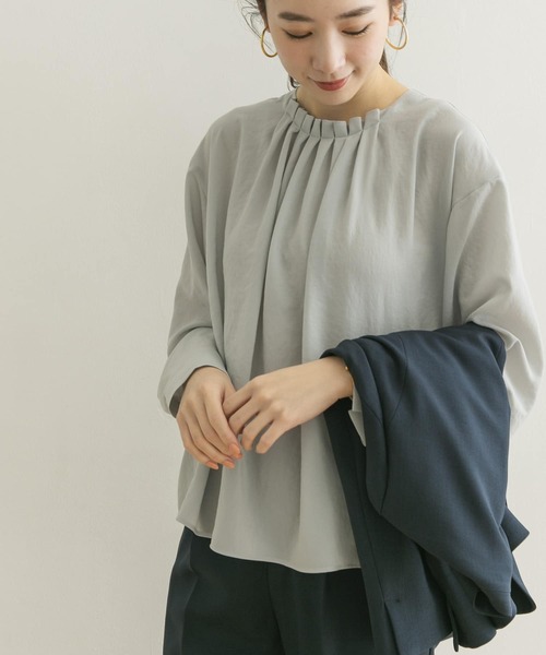 URBAN RESEARCH（アーバンリサーチ）の「シフォンフロントタックブラウス（シャツ/ブラウス・レディース・ネイビー/アイボリー/ブルー系その他・FREE）」の6枚目の写真