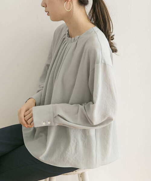 URBAN RESEARCH（アーバンリサーチ）の「シフォンフロントタックブラウス（シャツ/ブラウス・レディース・ネイビー/アイボリー/ブルー系その他・FREE）」の22枚目の写真