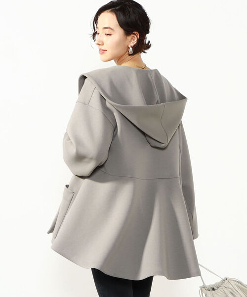 NOLLEY’S（ノーリーズ）の「◇【WEB限定】手洗可能ダンボールペプラムアウター（ブルゾン・レディース・ブラウン/キナリ/ネイビー・FREE）」の2枚目の写真