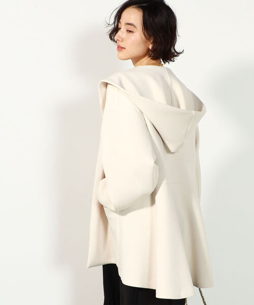 NOLLEY’S（ノーリーズ）の「◇【WEB限定】手洗可能ダンボールペプラムアウター（ブルゾン・レディース・ブラウン/キナリ/ネイビー・FREE）」の6枚目の写真