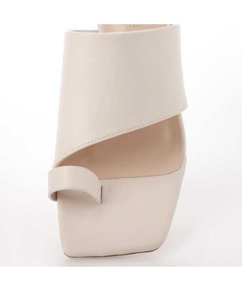 EVOL（イーボル）の「【EVOL】シンプルトングサンダル IS9840（サンダル・レディース・ブラック/アイボリー・LL/S/M/L）」の12枚目の写真