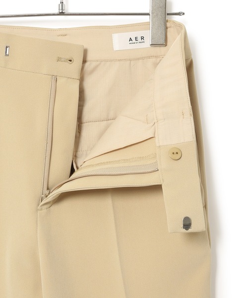 ADAM ET ROPE'（アダムエロペ）の「【アウトレット店舗・WEB限定】センタープレスセミフレアスリムパンツ（その他パンツ・レディース・ベージュ/ネイビー・38/36）」の5枚目の写真